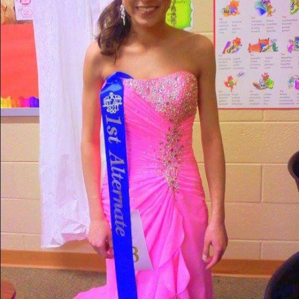 Pink prom or pageant dress